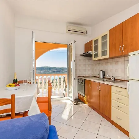Adriatic - With Beautiful Garden * Rtina