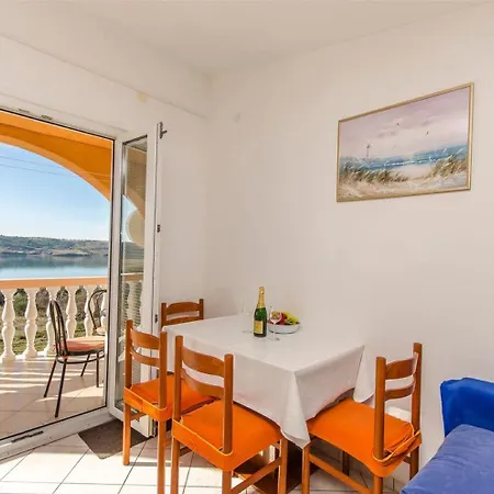 Adriatic - With Beautiful Garden * Rtina